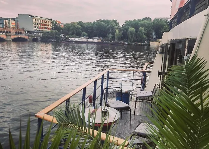 Shipotel-Berlin GmbH, Shipotel Eastern&Shipotel Western